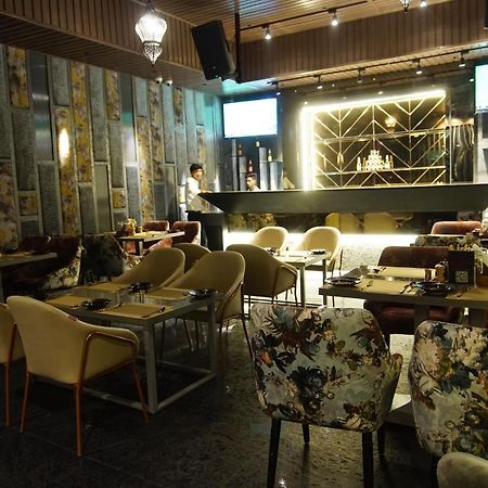 فندق Red Orchid كانبور المظهر الخارجي الصورة